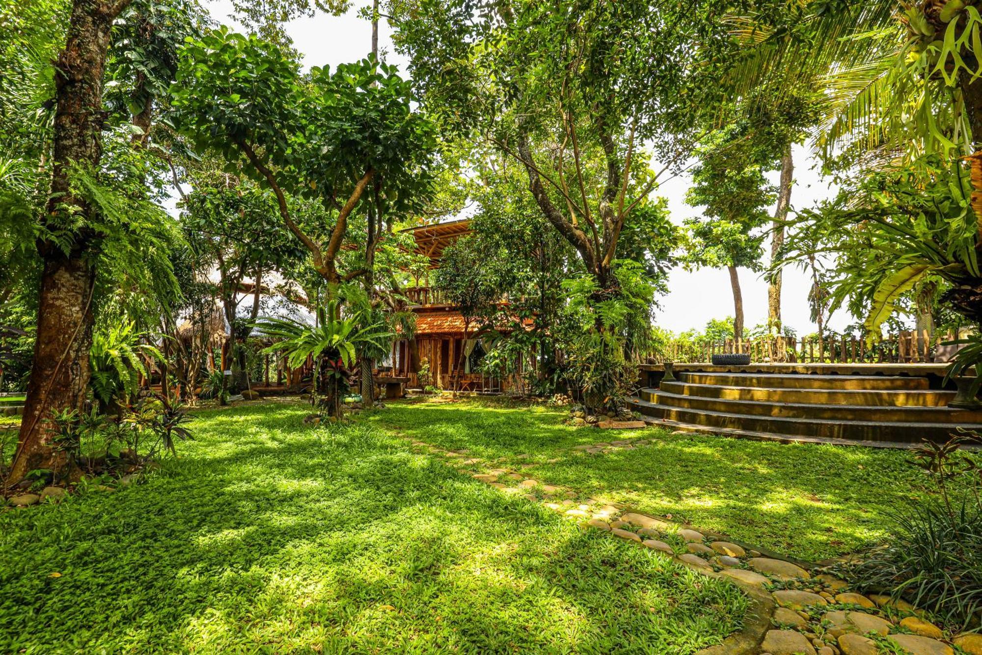 Hotel Omunity Bali à Singaraja Extérieur photo