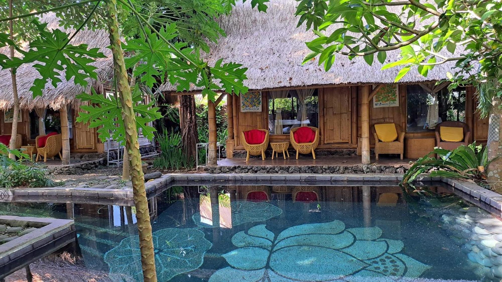 Hotel Omunity Bali à Singaraja Extérieur photo