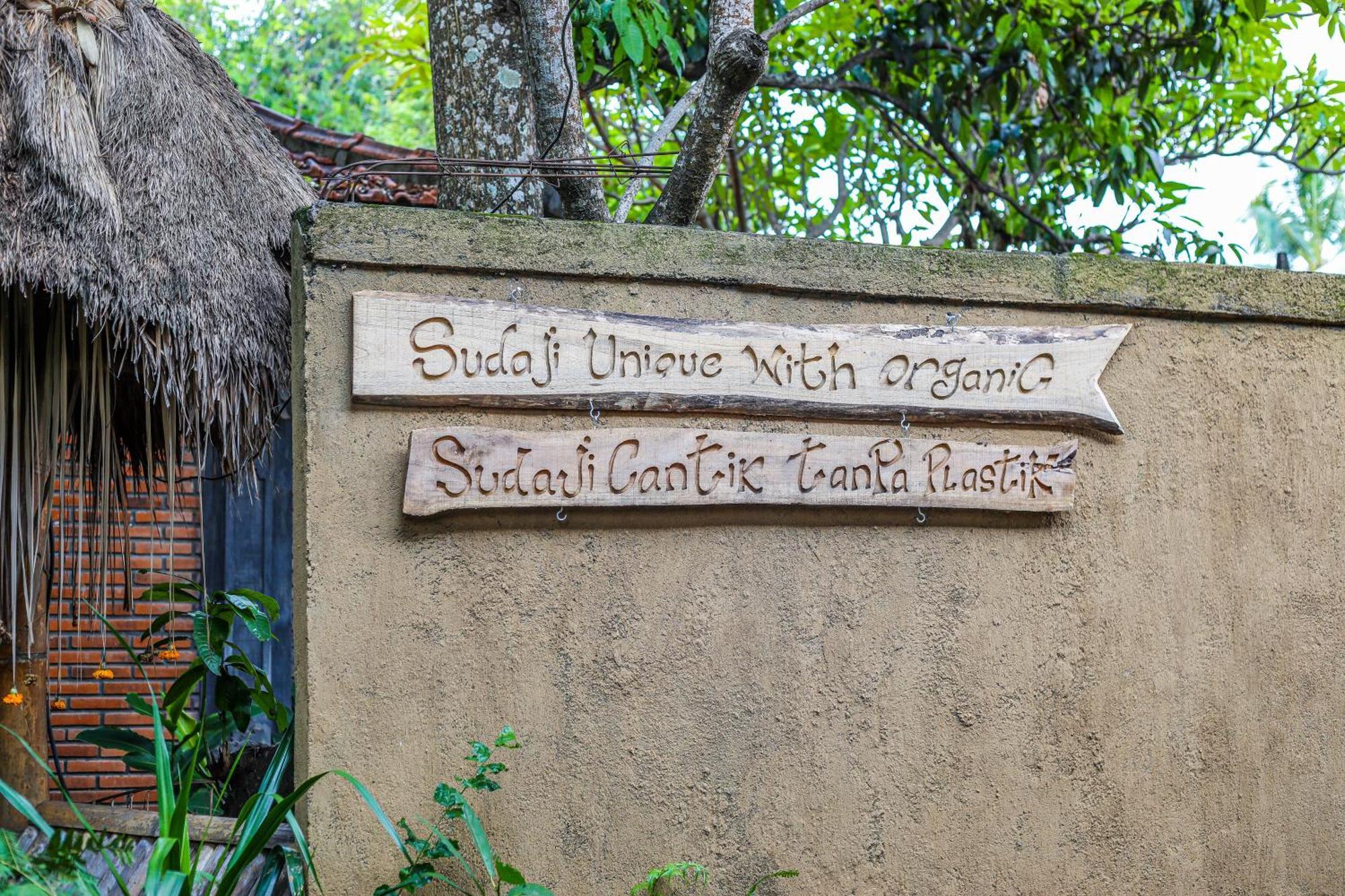 Hotel Omunity Bali à Singaraja Extérieur photo