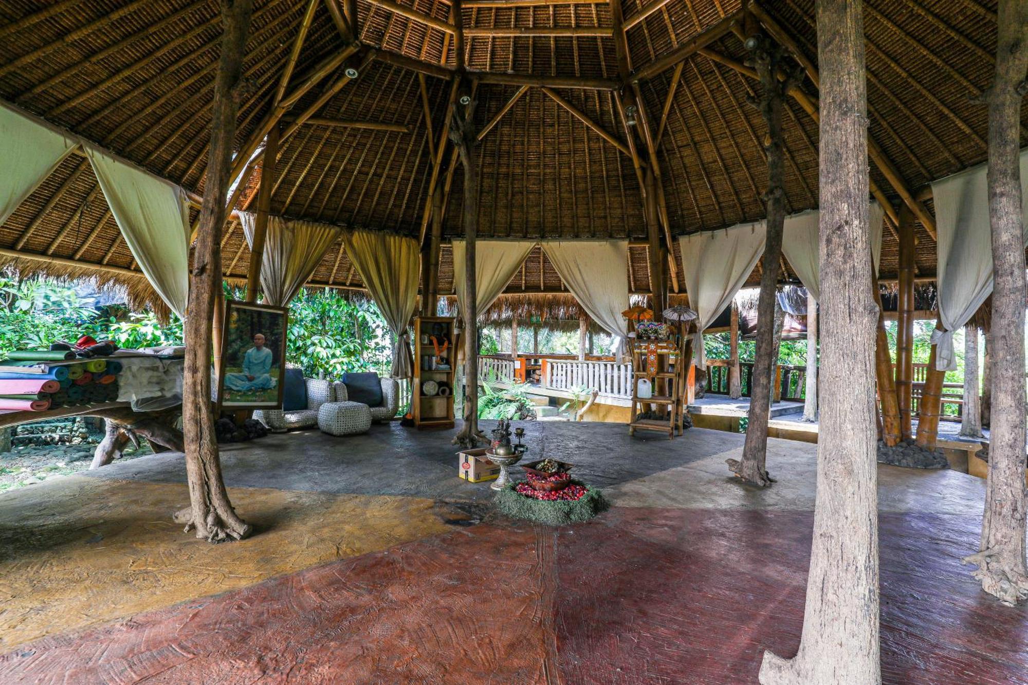 Hotel Omunity Bali à Singaraja Extérieur photo
