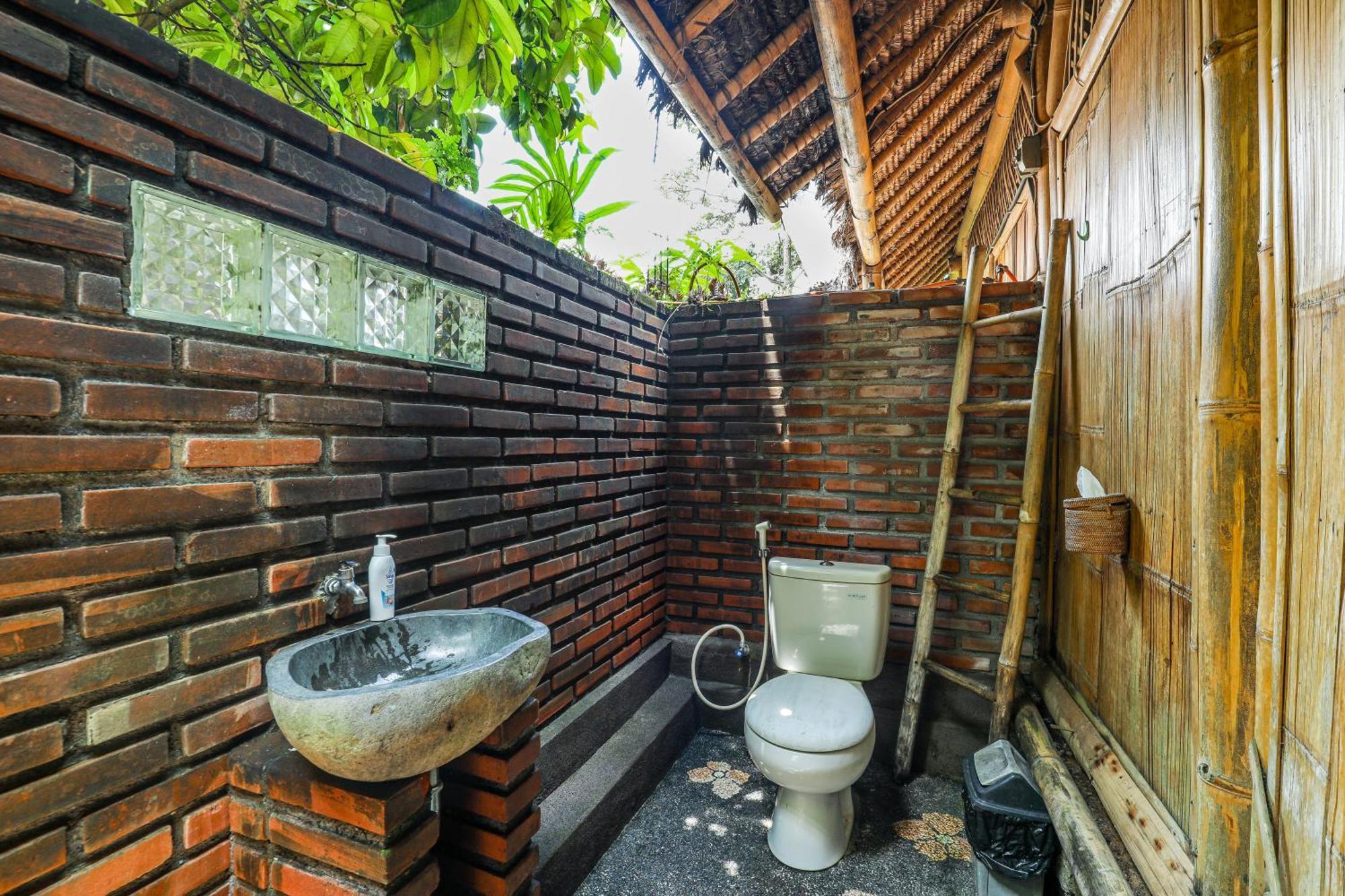 Hotel Omunity Bali à Singaraja Extérieur photo