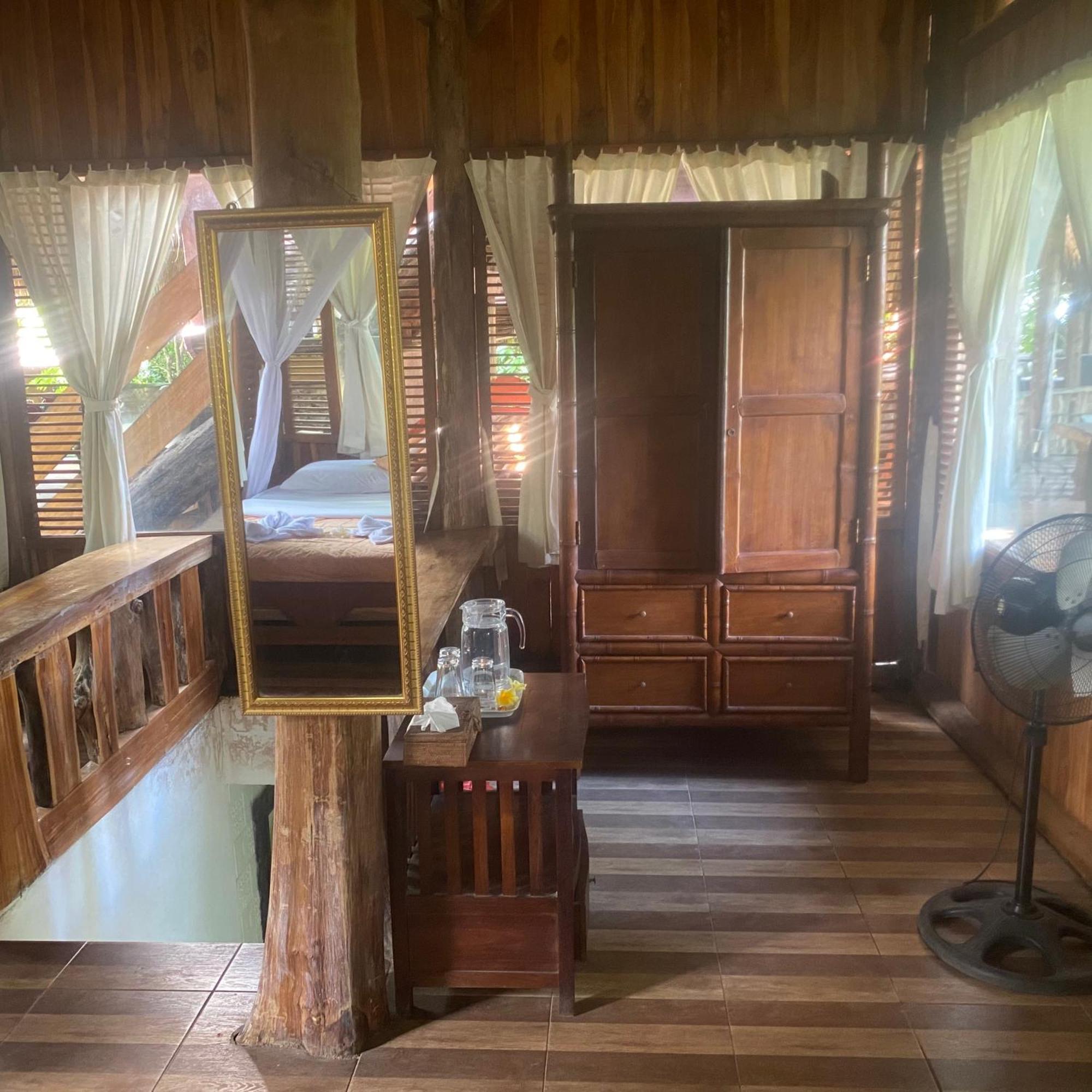Hotel Omunity Bali à Singaraja Extérieur photo