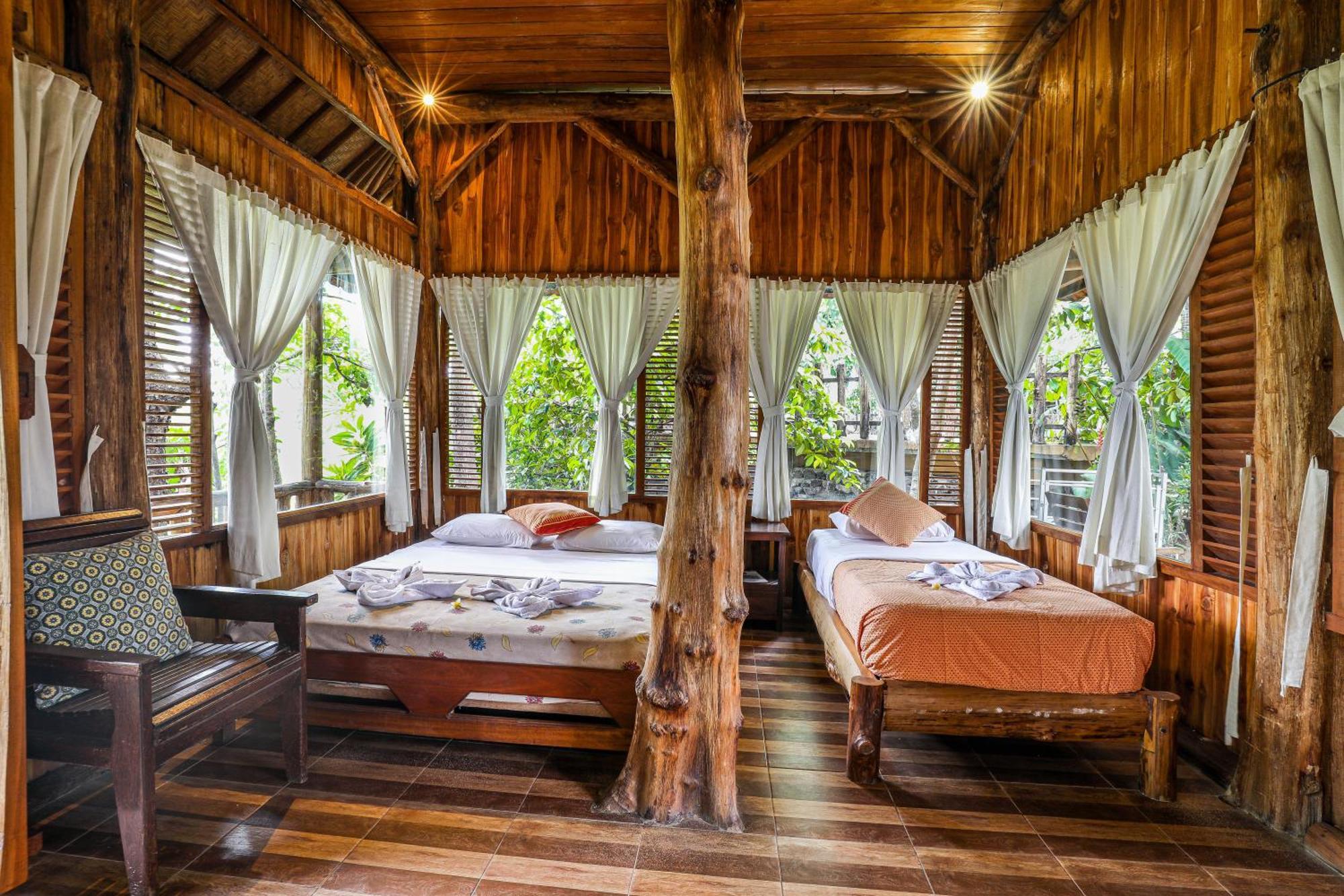 Hotel Omunity Bali à Singaraja Extérieur photo