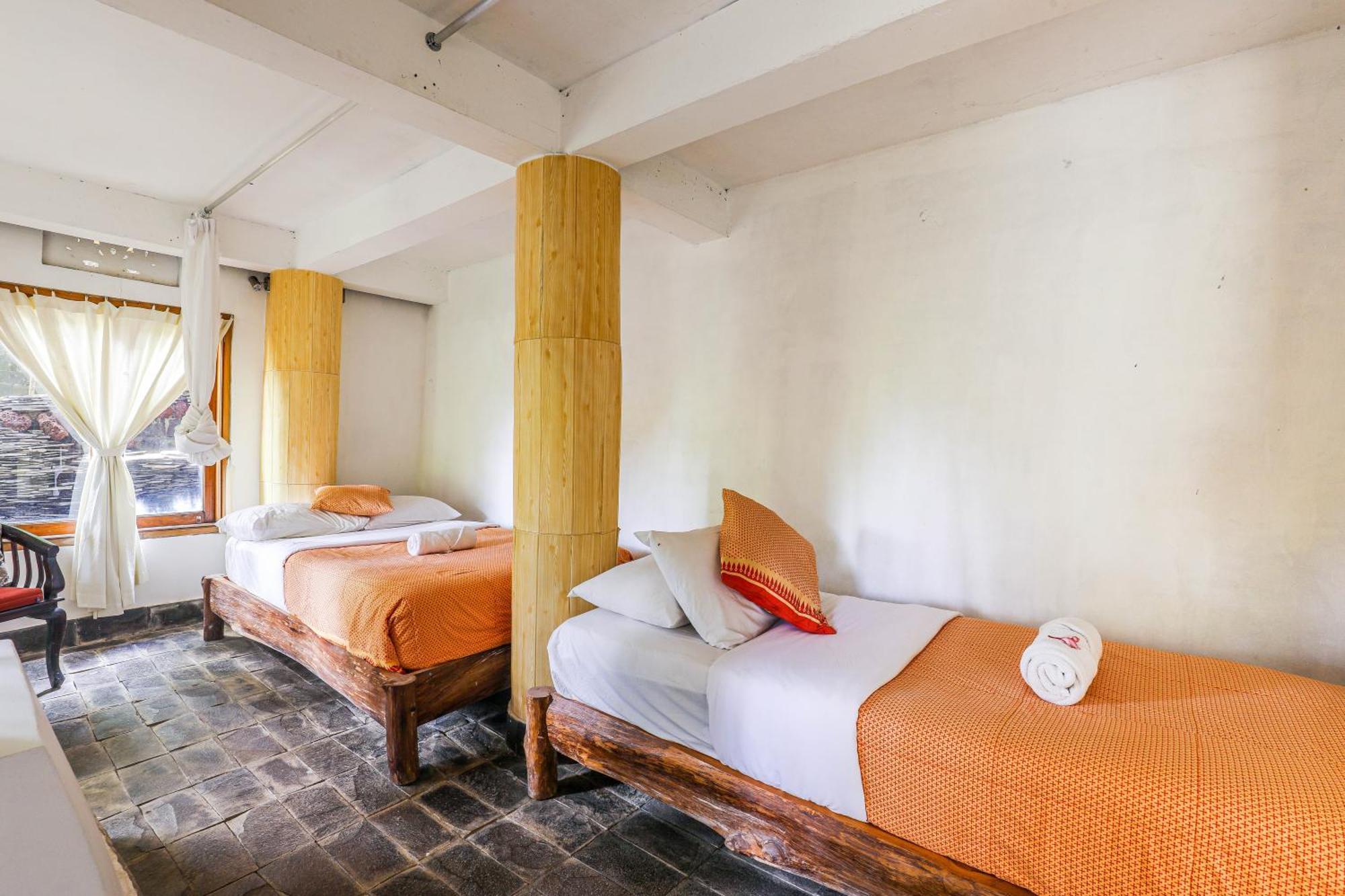 Hotel Omunity Bali à Singaraja Extérieur photo